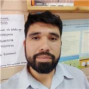 Profesor de Oratoria y Comunicaciones dicta clases a todo el país